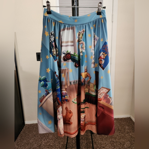 Blackmilk Andy's Room Pocket Midi Skirt - Limited Size M - Picture 2 of 6